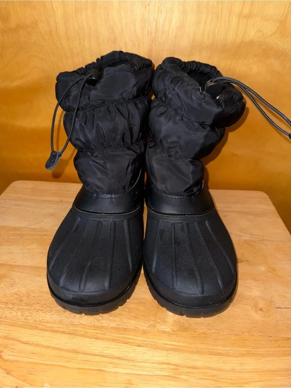 chooka Black Quilted Winter Rain Boots with Toggle